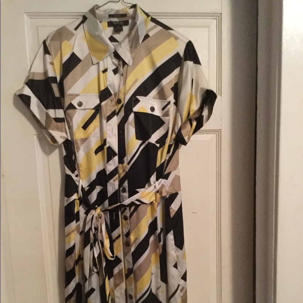 Light weight black, yellow and white dress